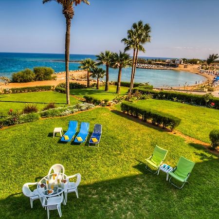פרוטאראס Beachfront Trident מראה חיצוני תמונה