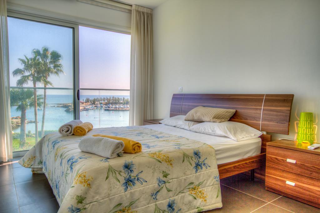 פרוטאראס Beachfront Trident חדר תמונה